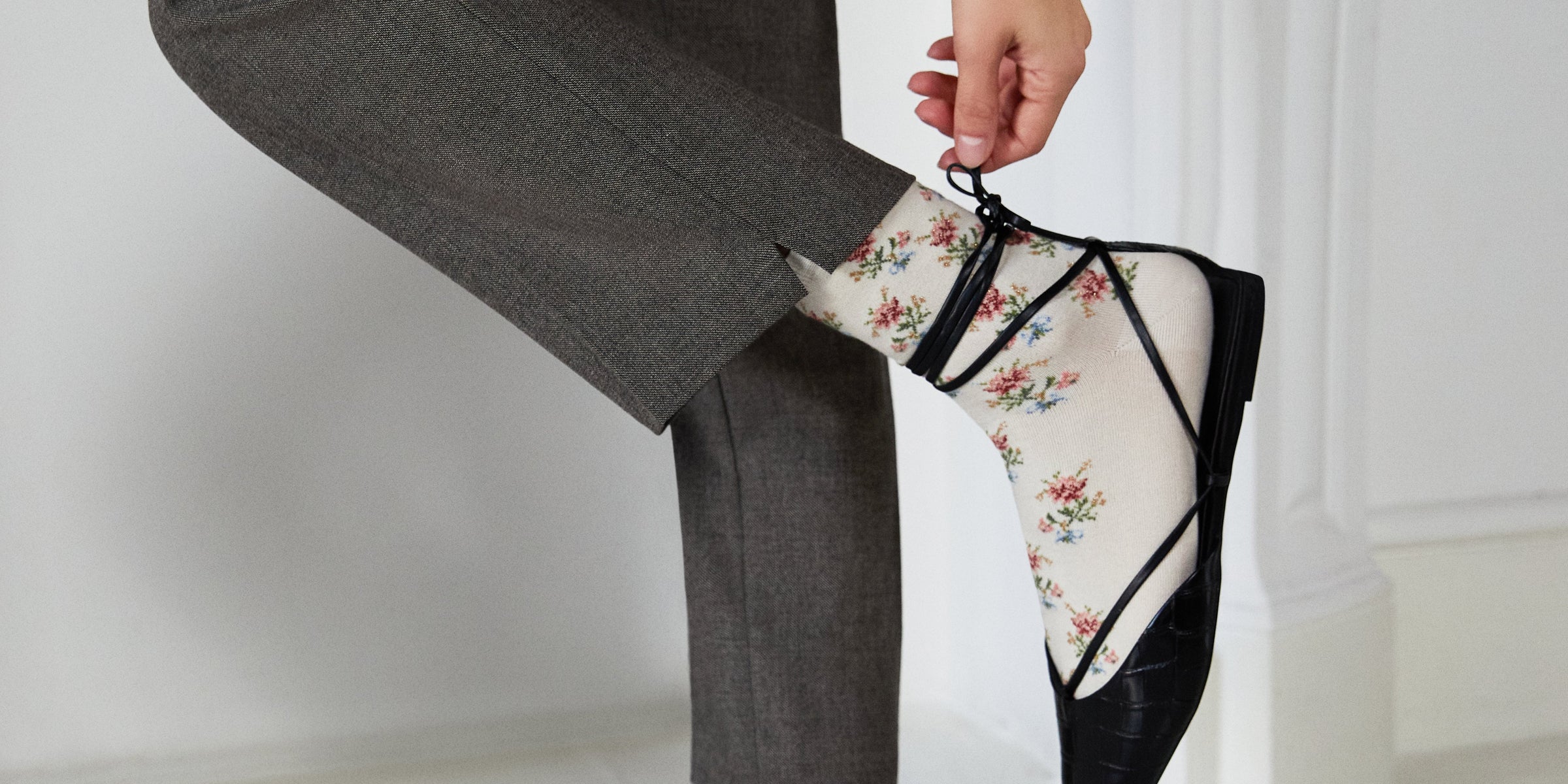Tendance mode 2025 : porter des chaussettes avec des ballerines