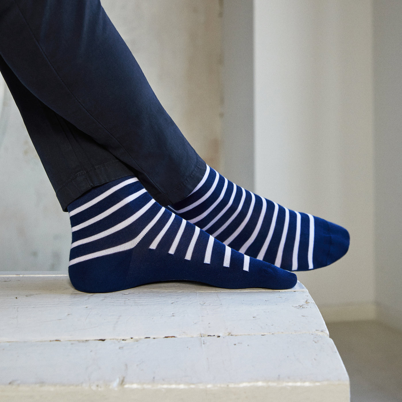 The sailor's shirt - men's socks - blue cotton
