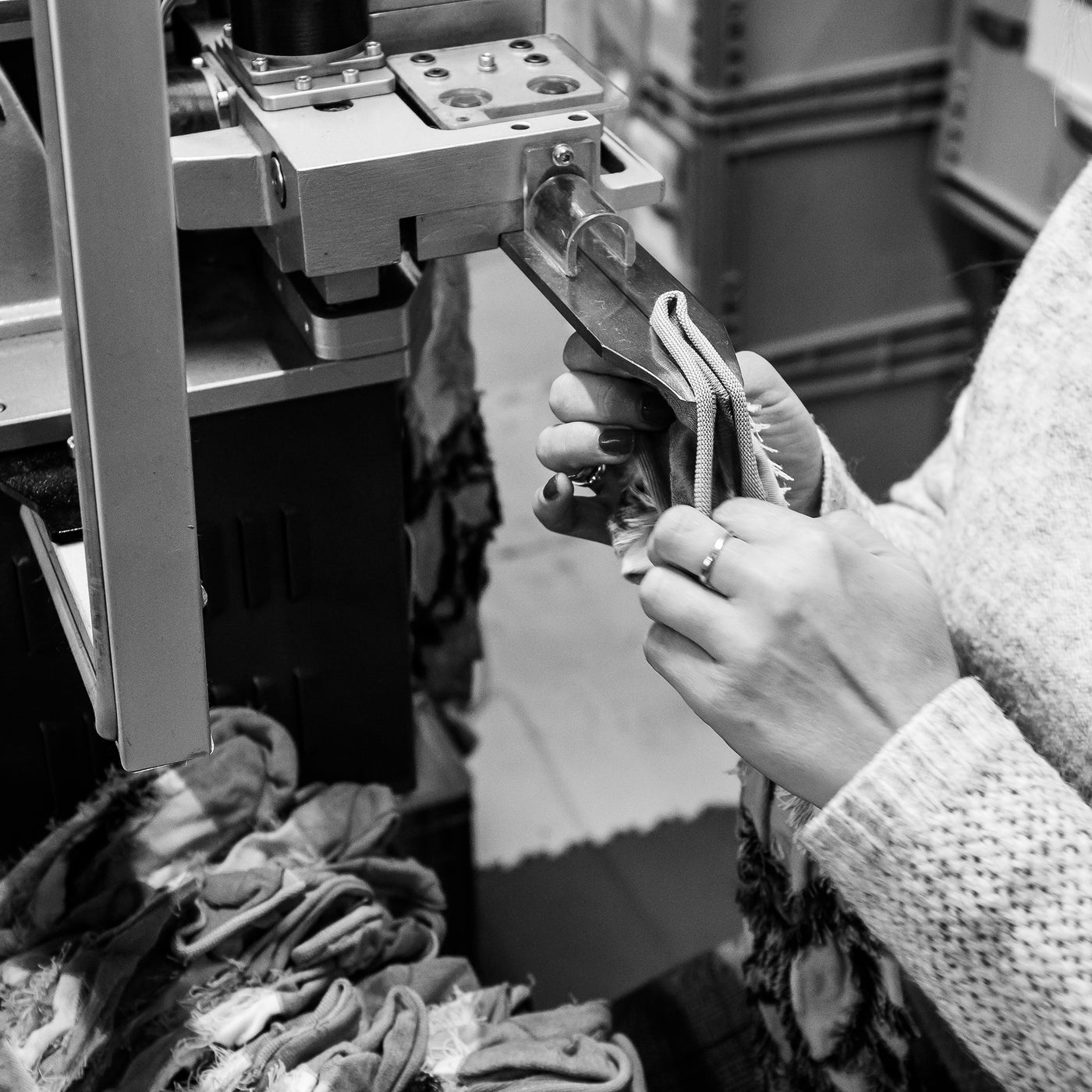 fabrication de chaussettes dans l'atelier Maison broussaud