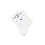 Chaussettes femme courtes blanches en dentelle fantaisie, emballées sous étiquette Maison Broussaud.