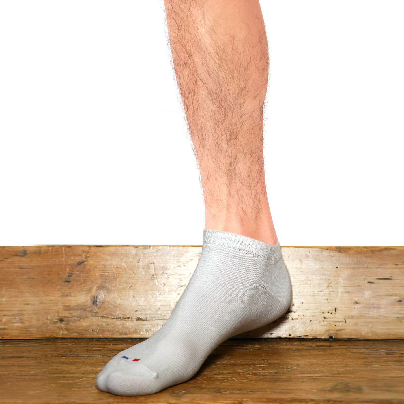 Les Invisibles white