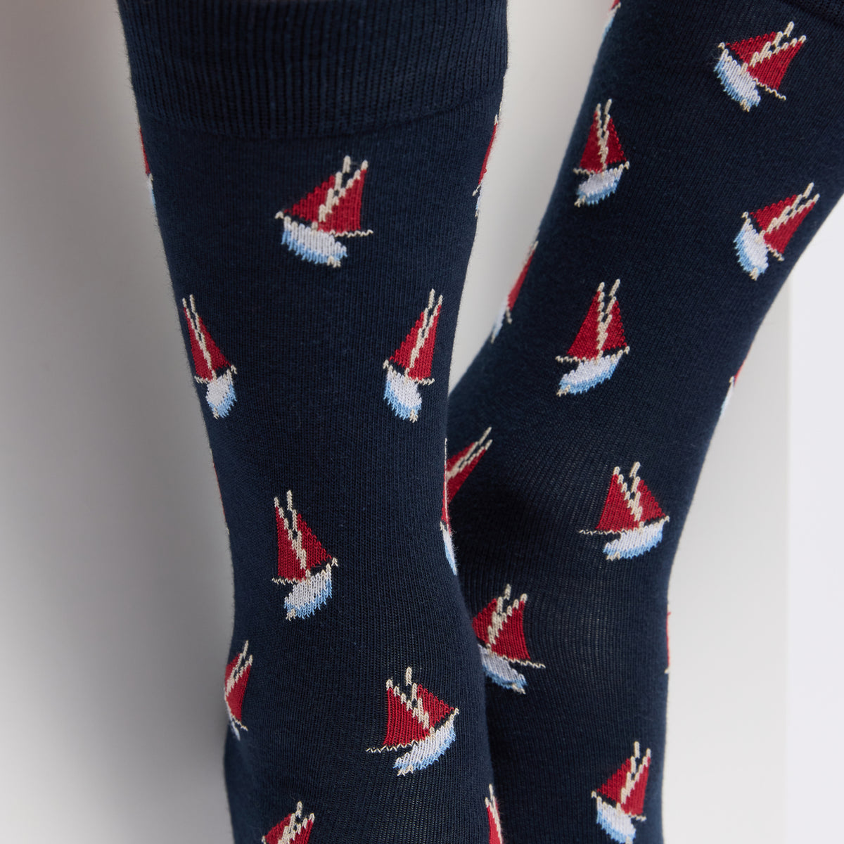 The Armor-lux x Maison Broussaud sailboats - men's socks - navy cotton