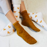 The roosters - men's socks - ecru cotton